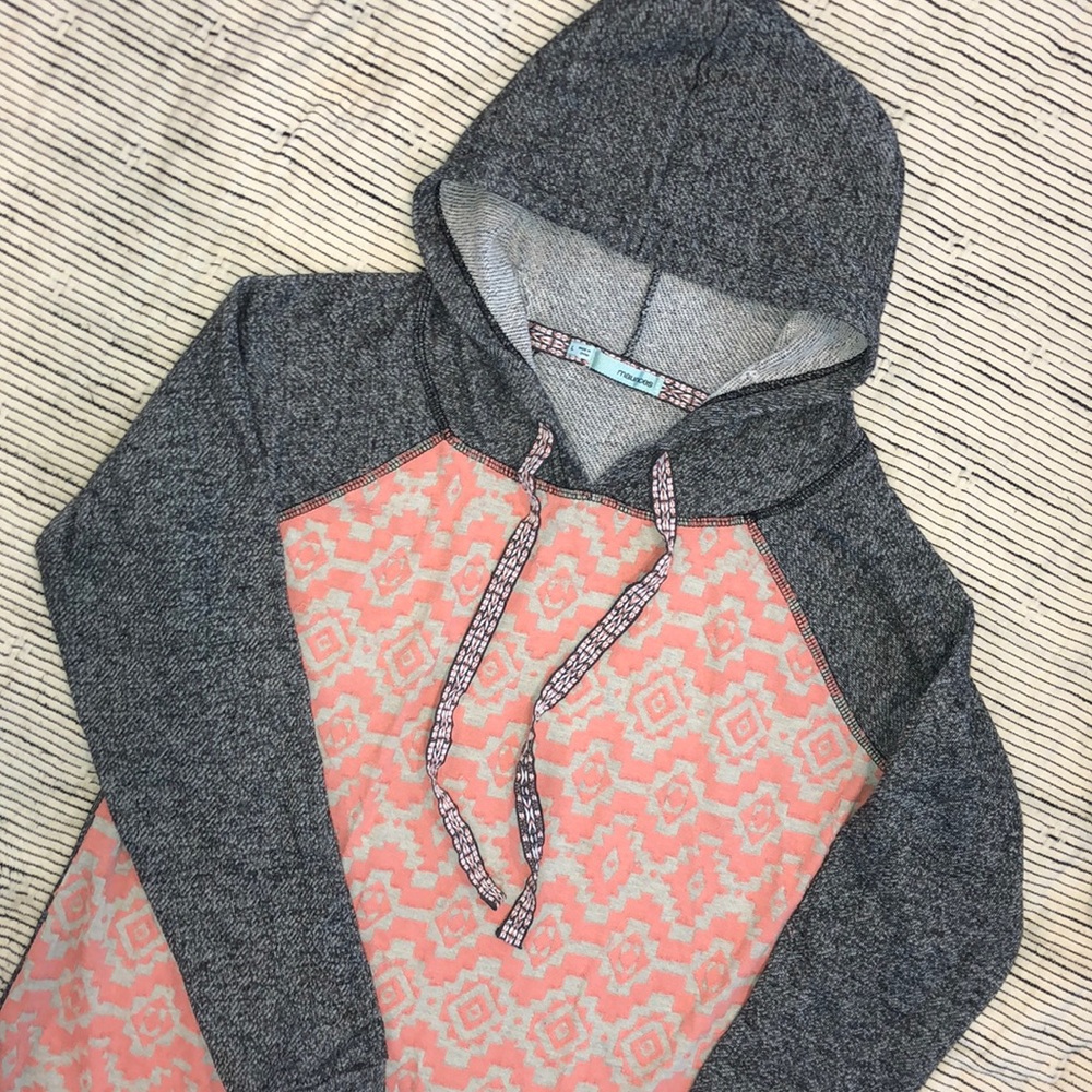 ADORABLE HOODIE!🤩